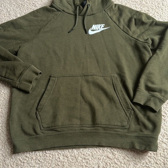 Nike Women’s Hoodie - Picture 2 of 4